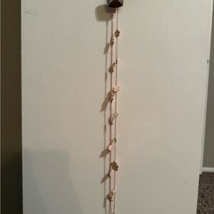 Elegant Rose Gold Necklace with Leaf Accents